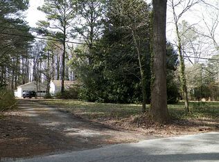 744 Washington Dr, Chesapeake, VA 23322
