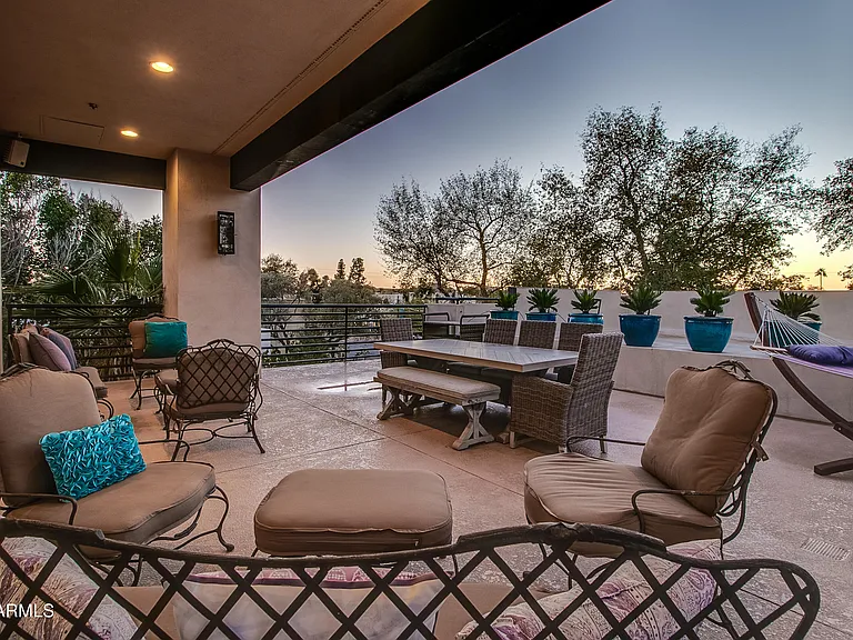 4201 N Marshall Way #2000 — Photo 47