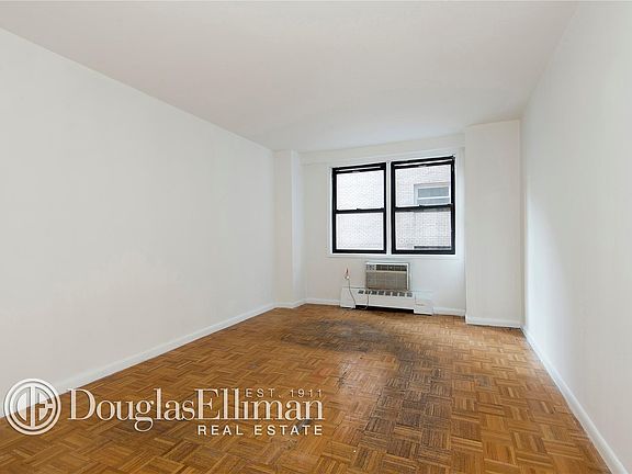 4th image of 145 E 15th St APT 6M