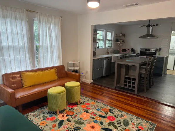 1410 W Humphrey St, Tampa, FL 33604