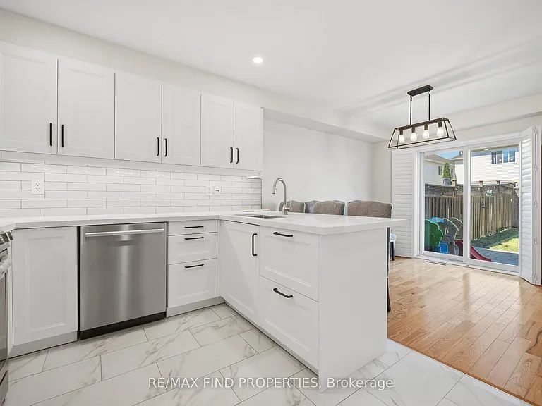 75 Harris Blvd — Photo 10