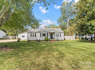 13 Charlotte St, York, SC 29745