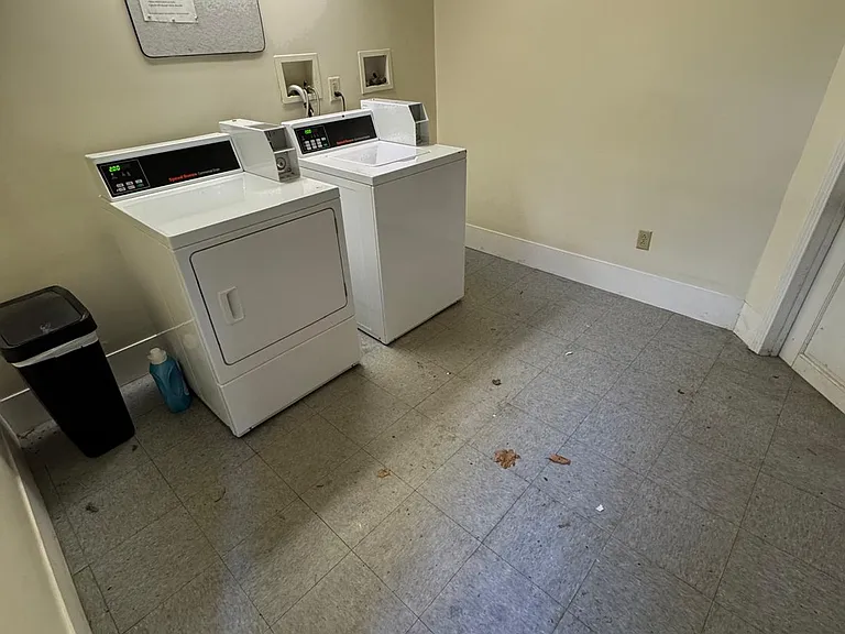 622 Main St #F — Photo 12