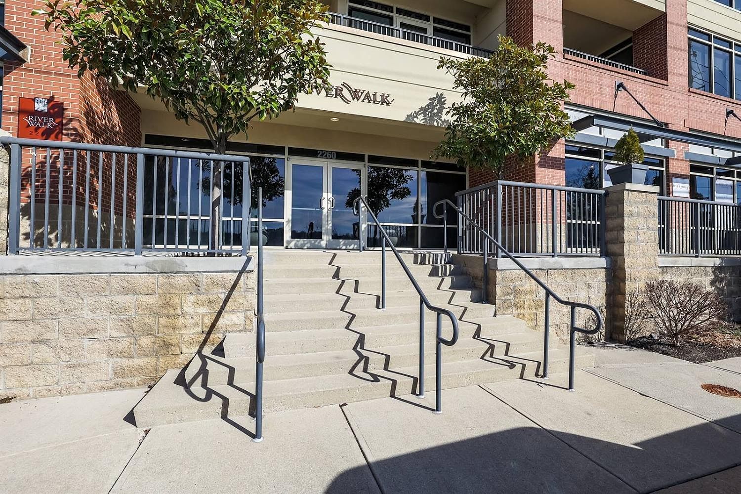 2260 Riverside Dr UNIT 403, Cincinnati, OH 45202 | Zillow