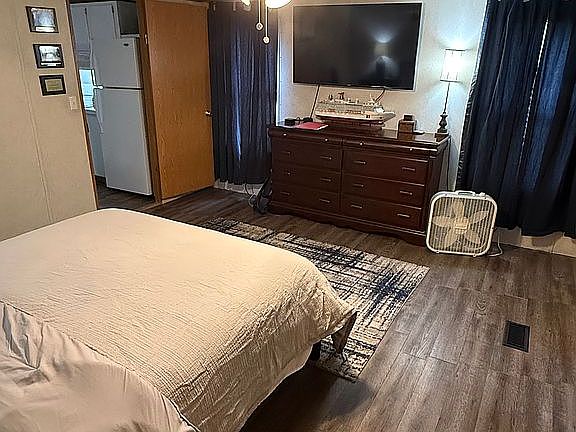 2nd image of 500 Webster Rd #104