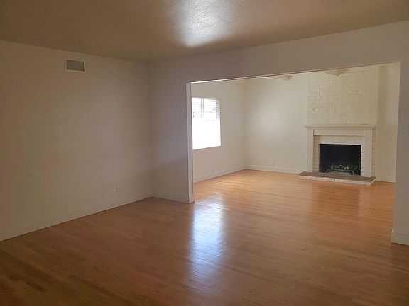 5th image of 14429 San Cristobal Dr