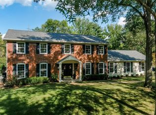 452 Hammermill Dr, Saint Louis, MO 63141