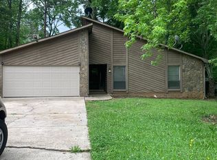 562 Wood Knoll Ct, Jonesboro, GA