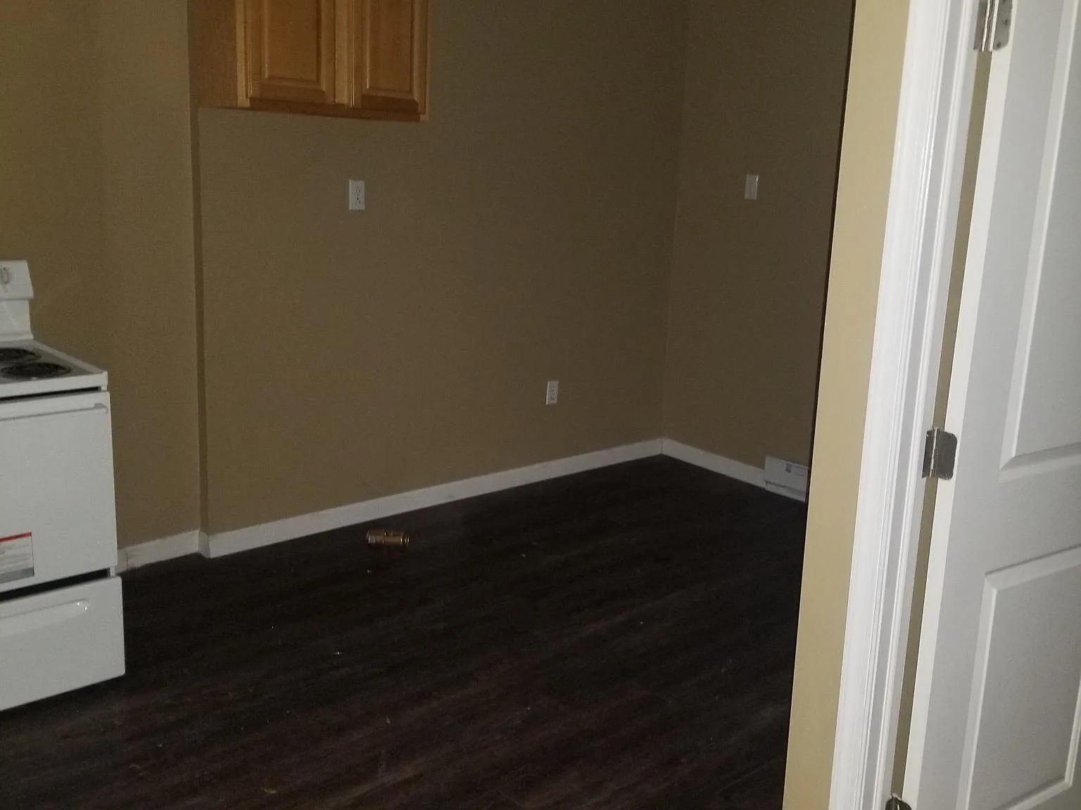 1 bed, 650 sqft, $1,200 — Photo 4