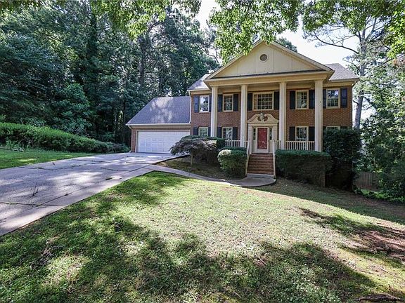 3rd image of 4128 Mayflower Ct