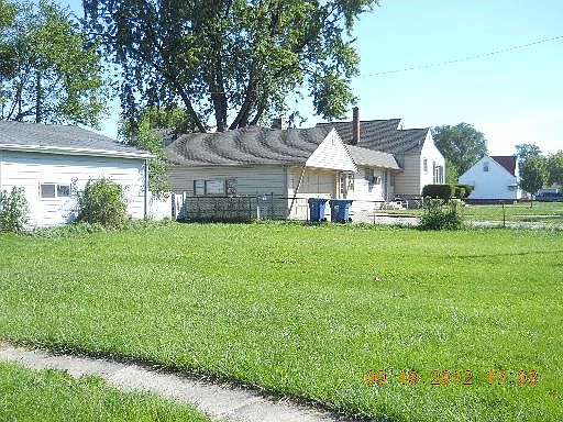 3rd image of 101 N Prater Ave