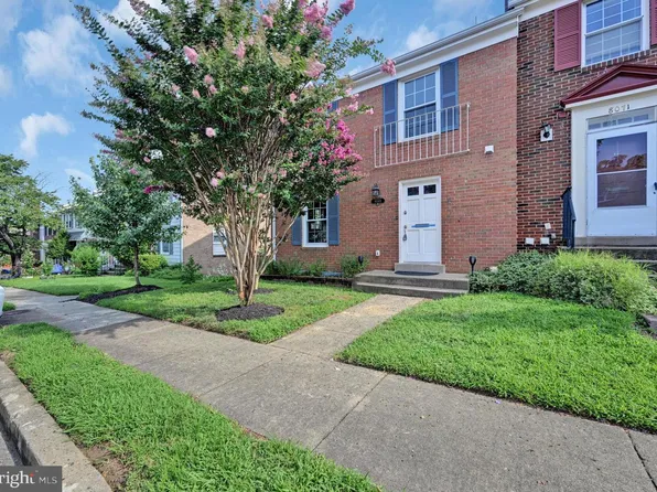 8069 Powderbrook Ln, Springfield, VA 22153