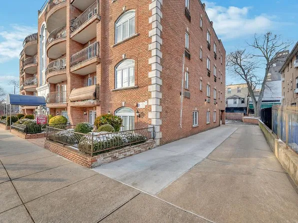 69-13 43rd Ave #P20, Woodside, NY 11377