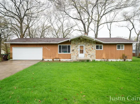 1315 Linden St, Muskegon, MI 49445