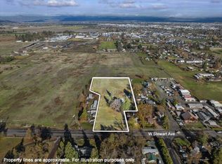 2554 W Stewart Ave, Medford, OR 97501