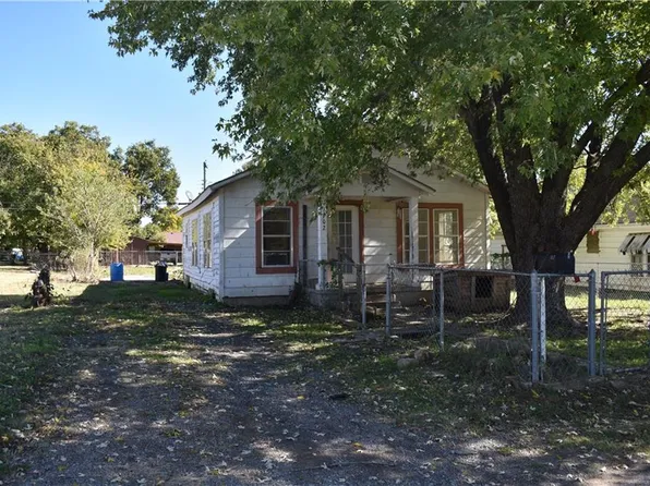 702 Grace St, Poteau, OK 74953