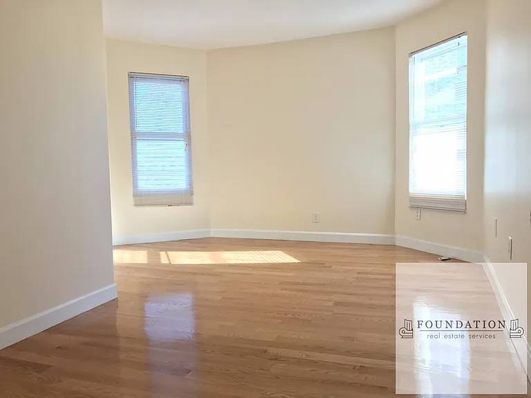 21-23 Weitz St #2 — Photo 5