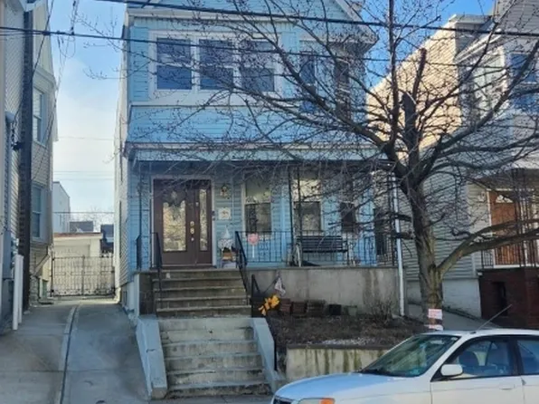 283 Woodlawn Ave, Jersey City, NJ 07305