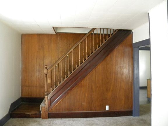 5th image of 437 E 4th St
