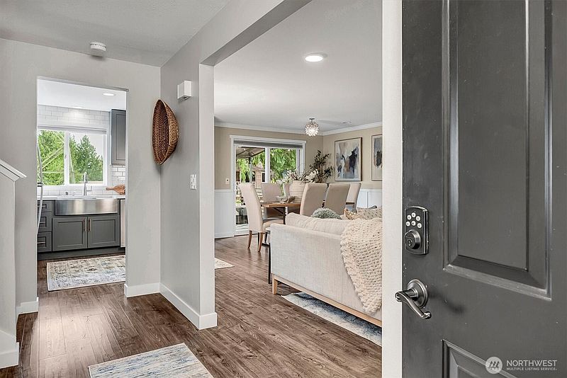 4th image of 17323 26th Avenue SE