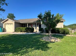 7607 Stonewood Creek Dr, Corryton, TN 37721