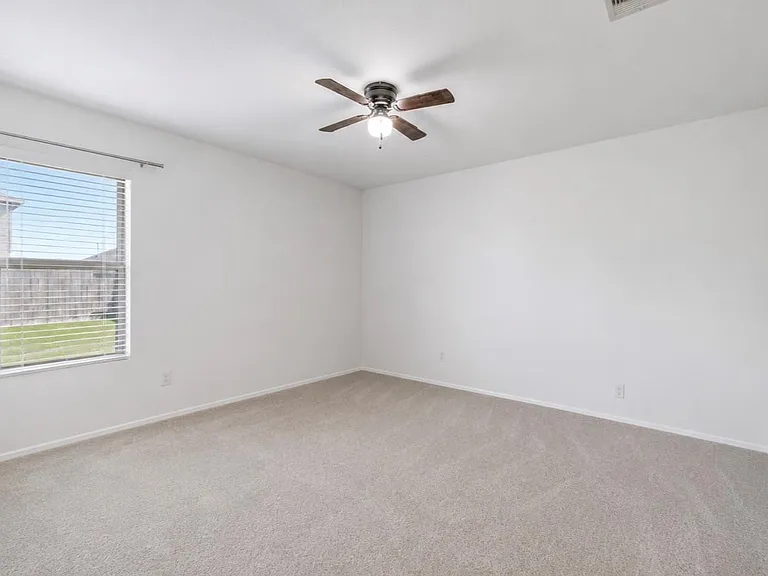 269 Bennett Loop — Photo 10