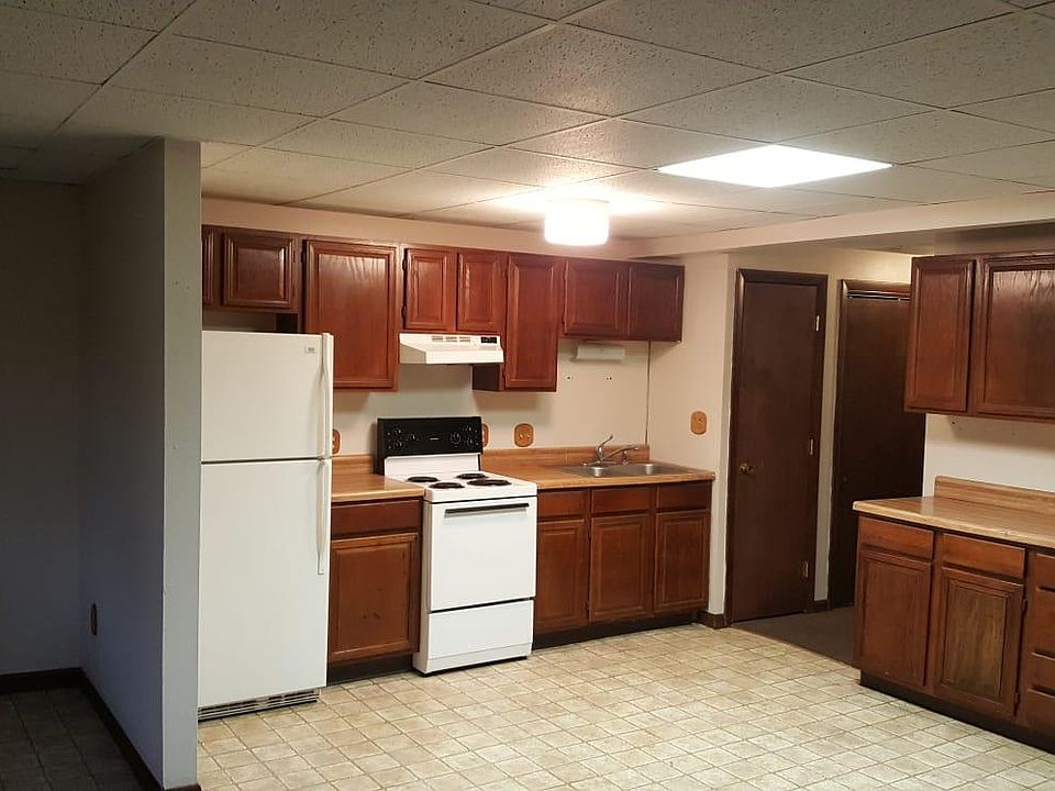 2nd image of 4 East St APT 2