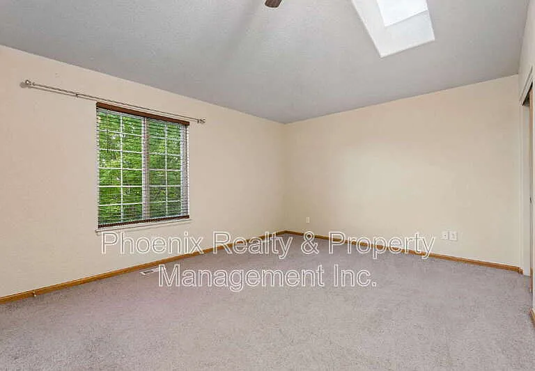 678 Mathews Cir — Photo 13