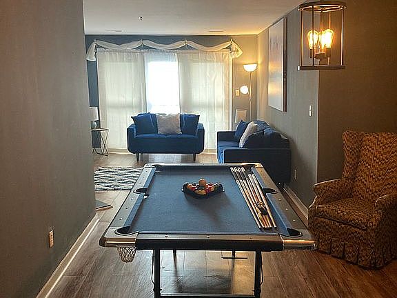 5th image of 5203 Le Parc Dr #7
