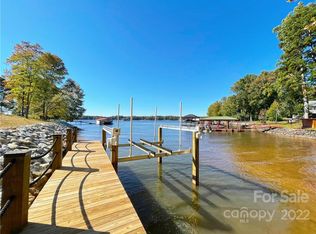 106 Kirkwall Pl #221C, Mooresville, NC 28117