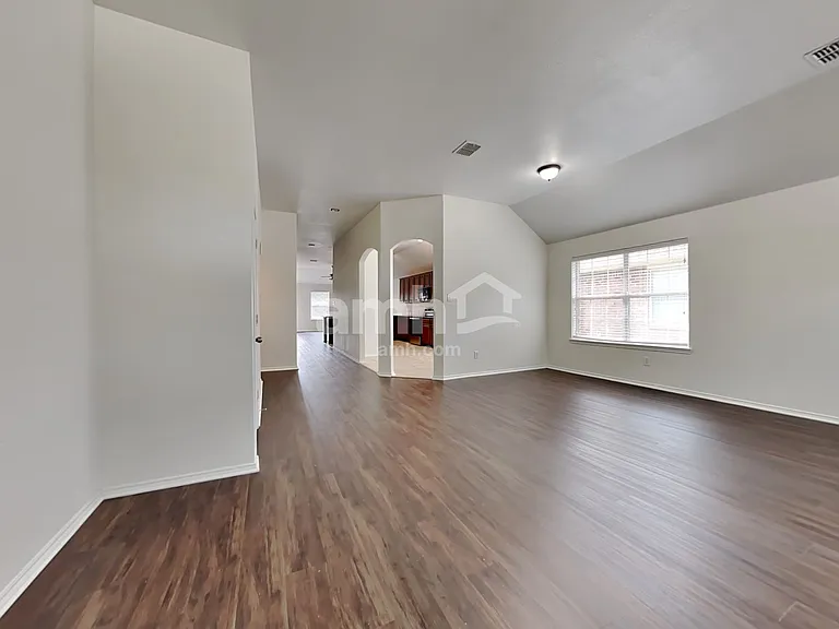 12504 Sunrise Dr — Photo 9