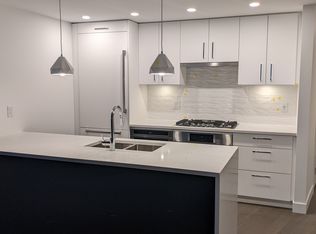 1588 Johnston Rd #708, White Rock, BC V4B3Z7