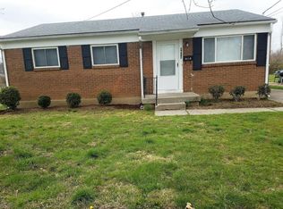 9810 McCrea Ln, Louisville, KY 40229