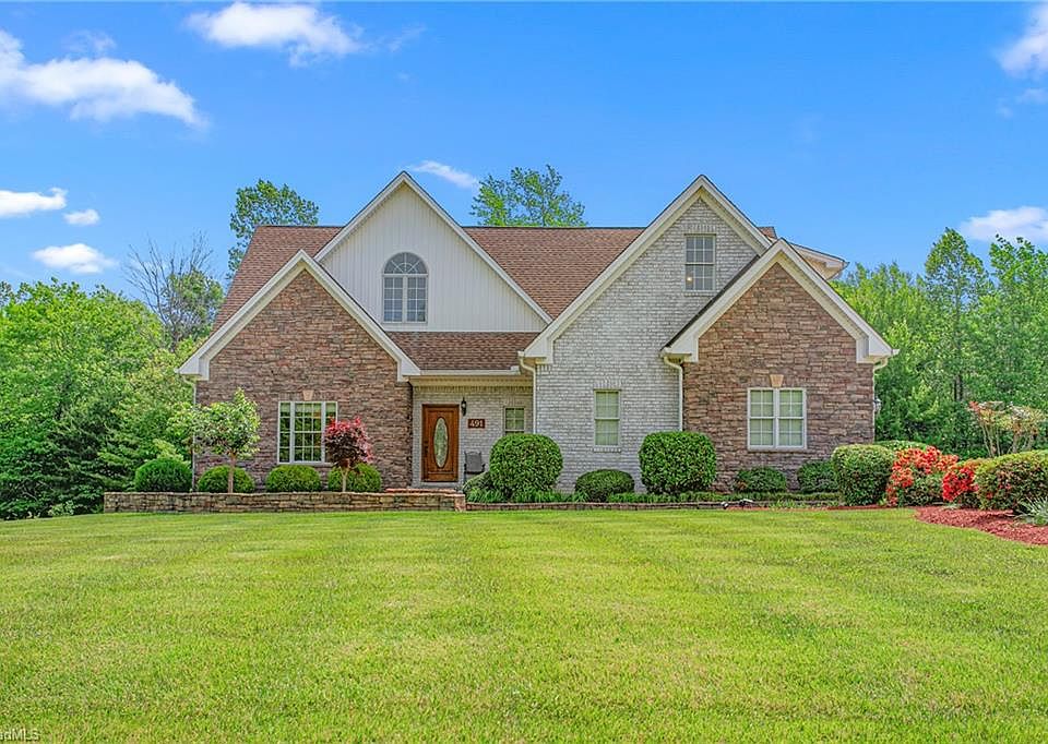 1st image of 491 Hiatts Dr