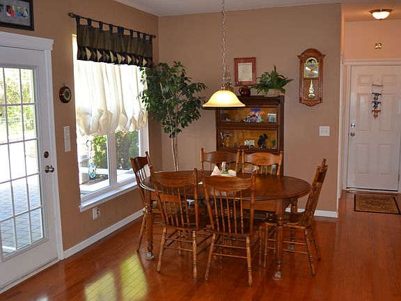 5th image of 13209 Centennial Cmns