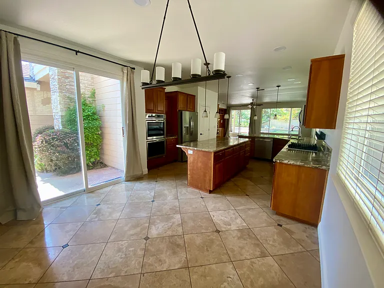 3073 Mammoth Way — Photo 19