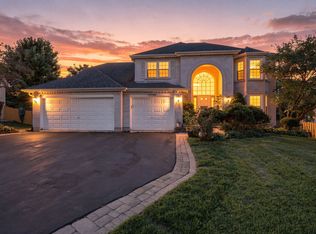 17110 S Arbor Creek Dr, Plainfield, IL 60586