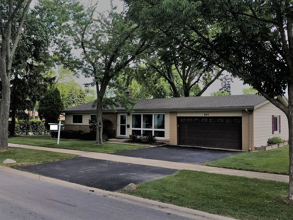 1st image of 605 Wilshire Dr