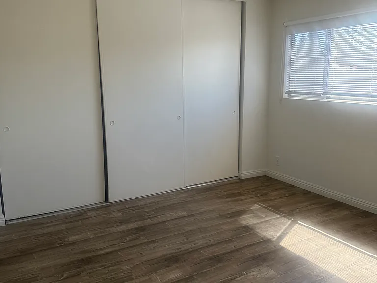 4141 Elenda St #3 — Photo 10