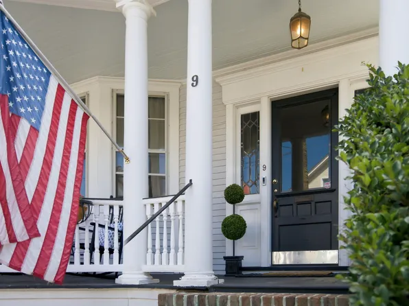 9 Colonial St, Charleston, SC 29401