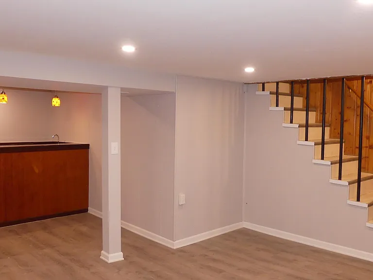 2135 Sublette Ave — Photo 9