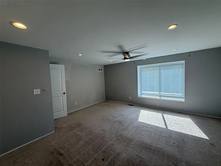 29828 City Center Dr #1 — Photo 27