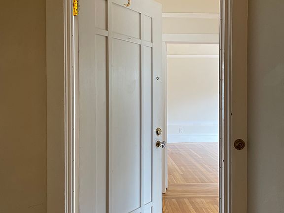4th image of 3892 Sacramento St APT 5