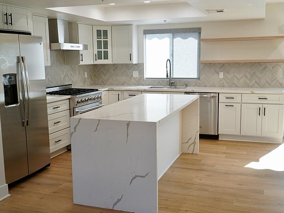 2nd image of 5080 Sereno Dr