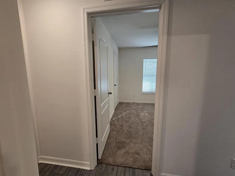 2198 SW Algiers St — Photo 58