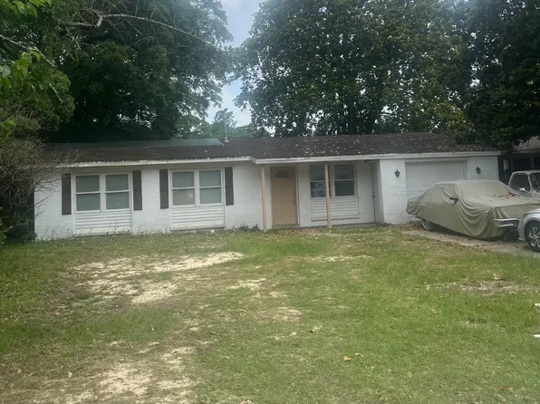 433 Woodrow St, Fort Walton Beach, FL 32547