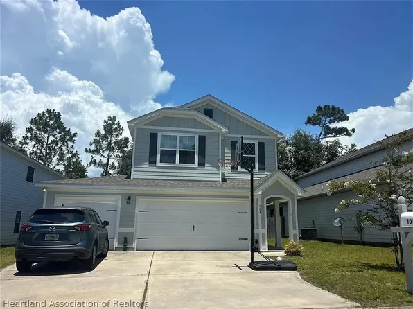 104 Sandhill Ct, Freeport, FL 32439