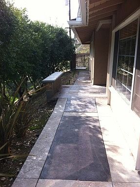 5th image of 207 Greenbank Ave