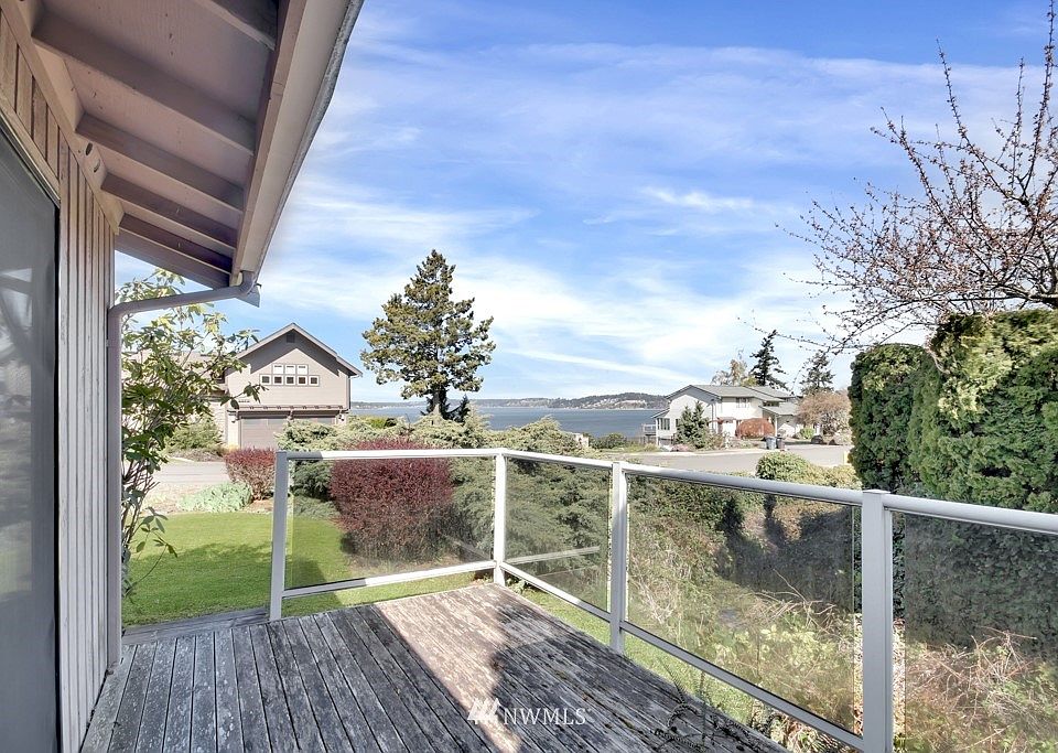 3631 Soundview Drive W, University Place, WA 98466 Zillow