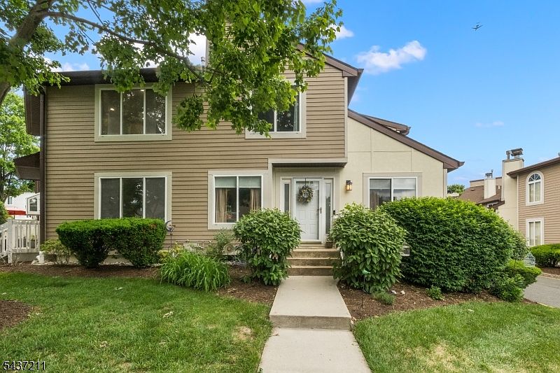 1st image of 3701 Park Pl